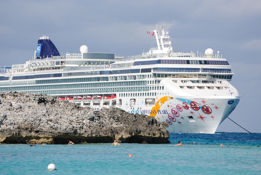 GREAT STIRRUP CAY, BAHAMAS - JANUARY 1: Norwegian Pearl, Part Of