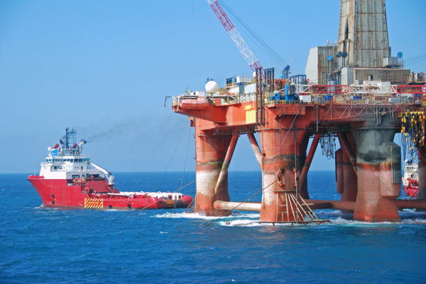 Anchor Handling Of An Semi Submersible Oil Rig In The North Sea